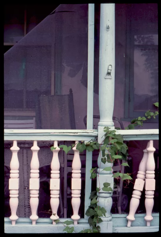 Porch with falling rail 